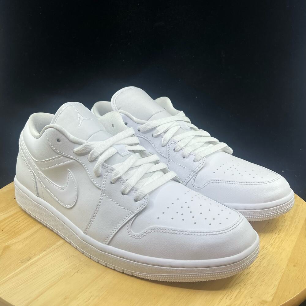 NIKE AIR JORDAN 1 LOW RETRO 1 LOW WHITE "TRIPLE WHITE" SZ 8.5 Wmns [DV0990-111] - Picture 4 of 9